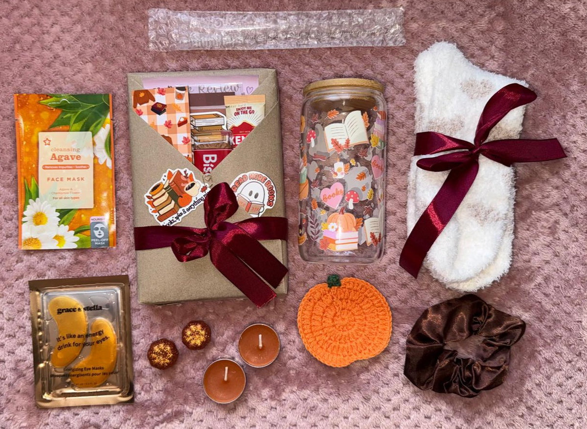 Cosy Autumn Blind Date with a book bundle box